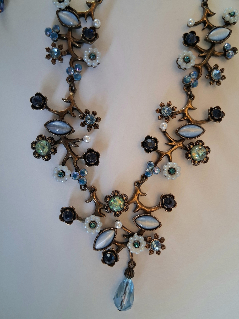 Avon 1972 Blue Flower Dance Necklace & Earring Set